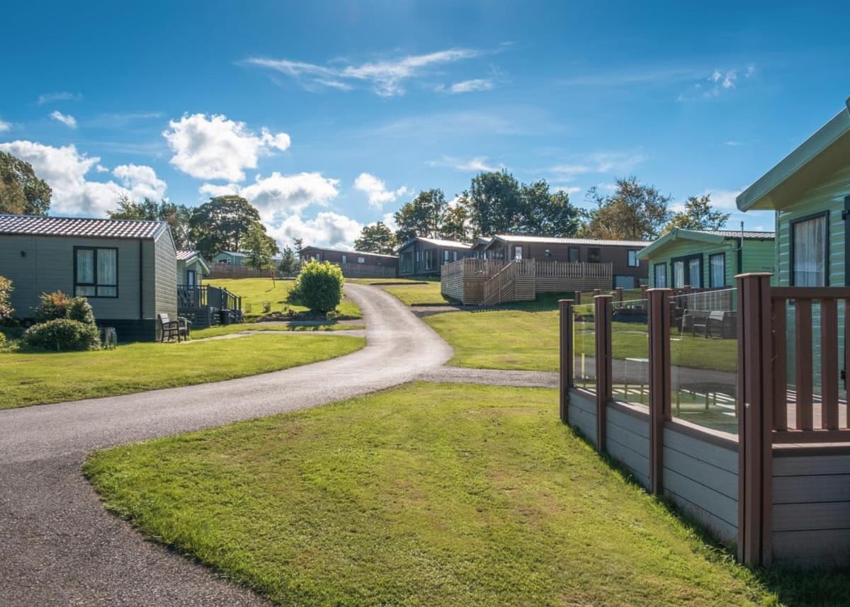 Docker Holiday Park Hotel Carnforth Buitenkant foto