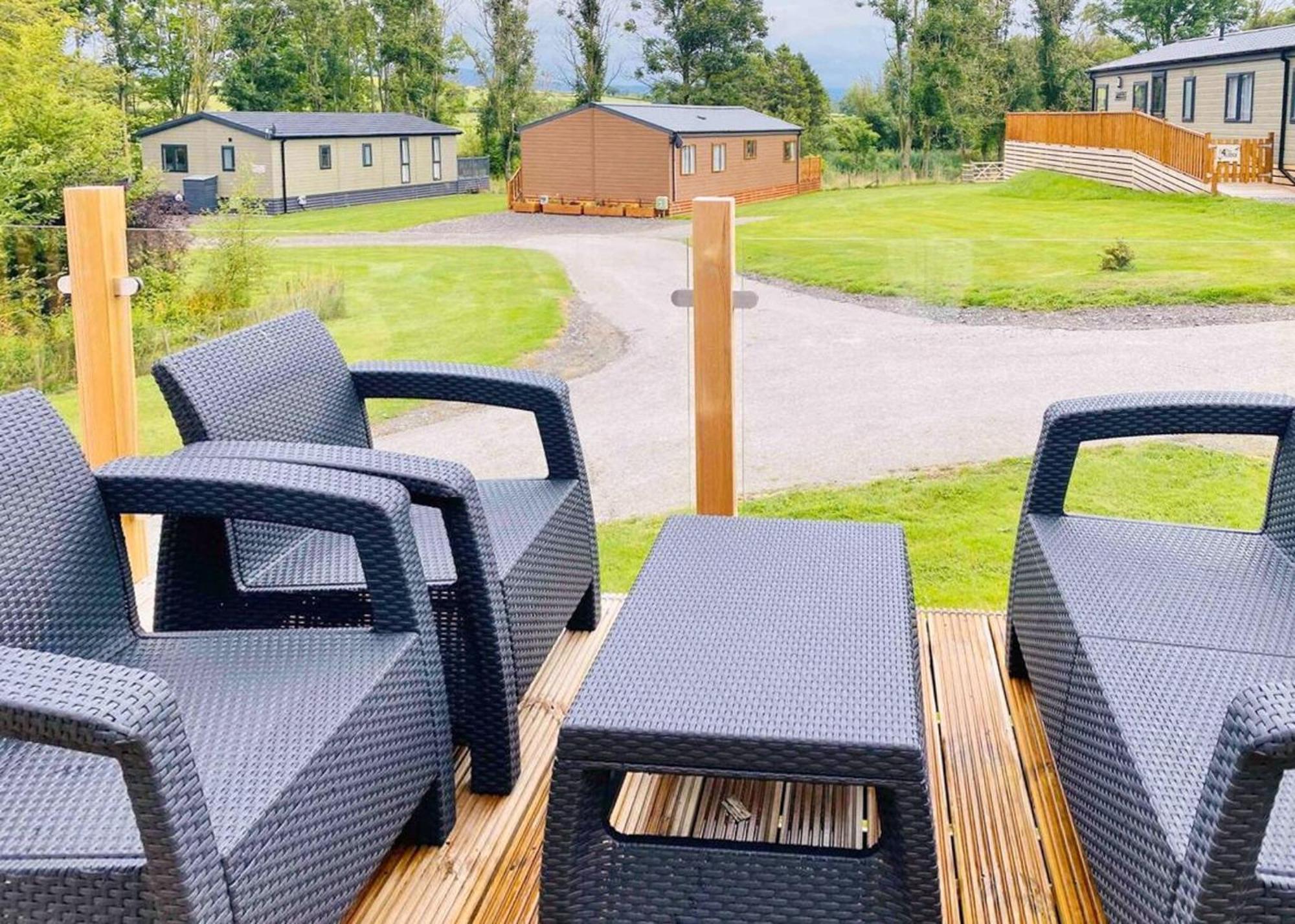 Docker Holiday Park Hotel Carnforth Buitenkant foto