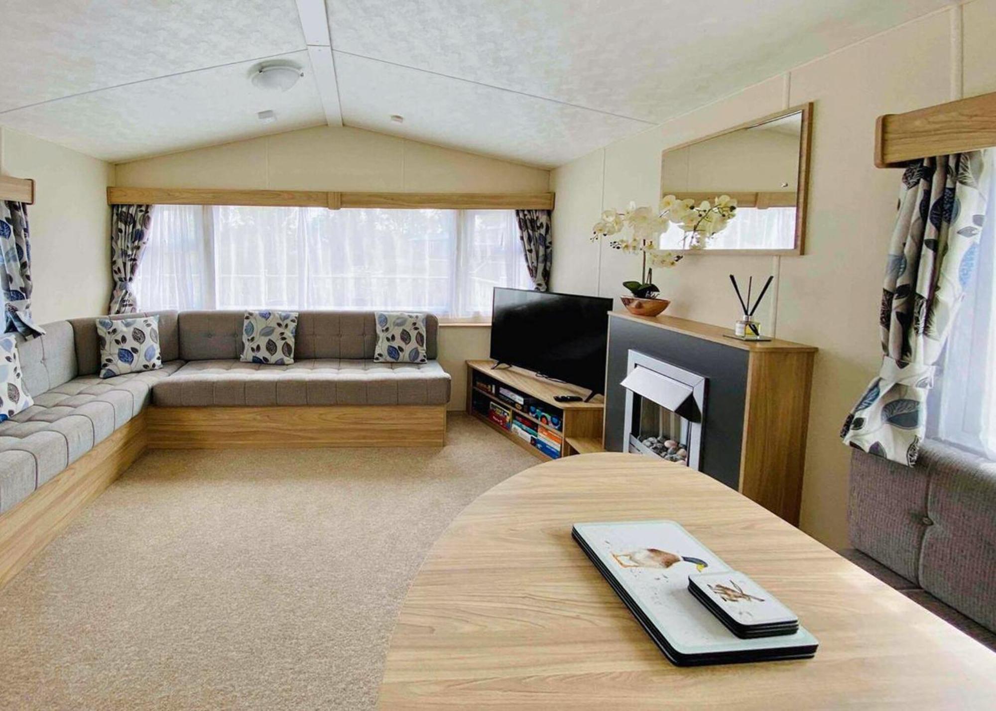Docker Holiday Park Hotel Carnforth Buitenkant foto